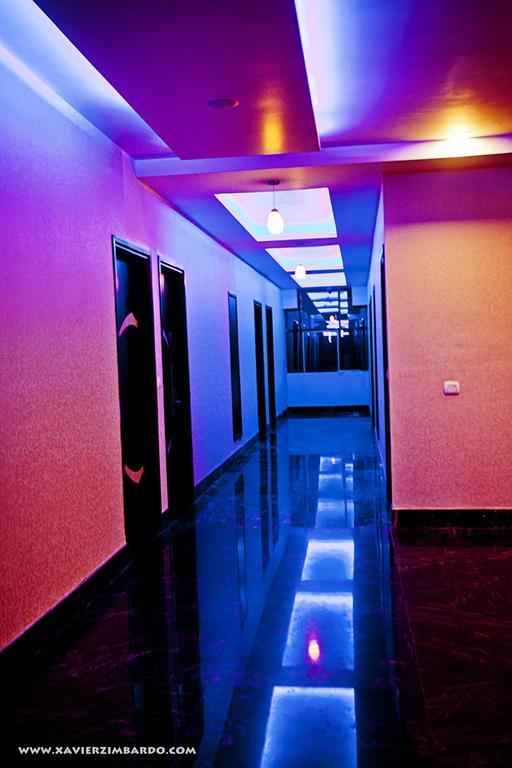 Hotel Krishna International Vrindāvan Exteriér fotografie