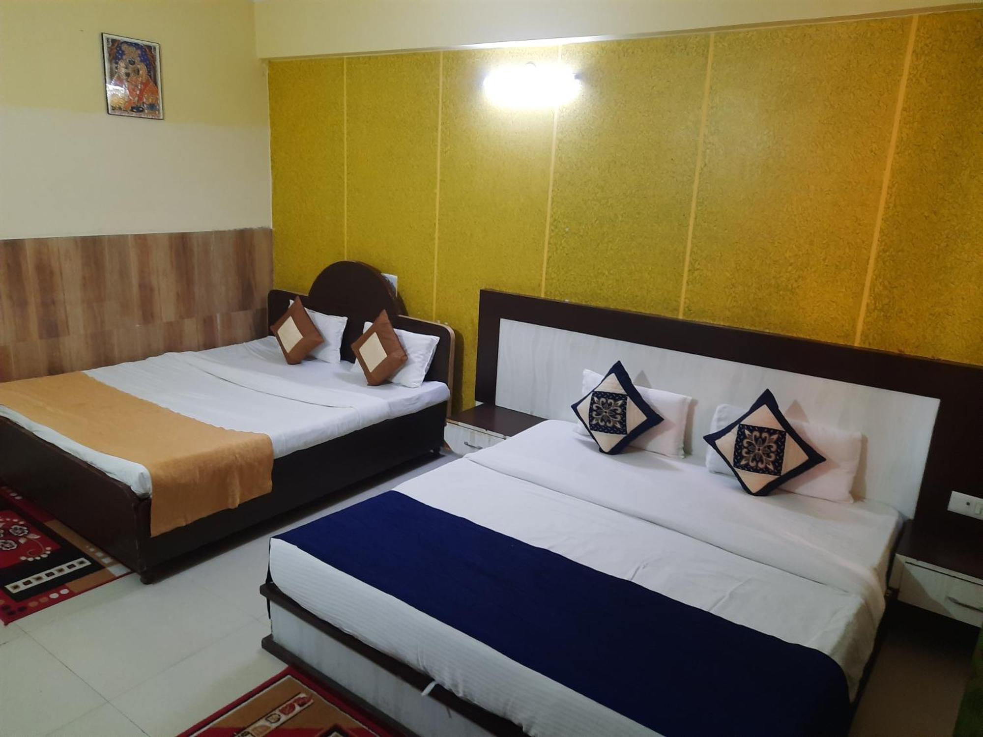 Hotel Krishna International Vrindāvan Exteriér fotografie
