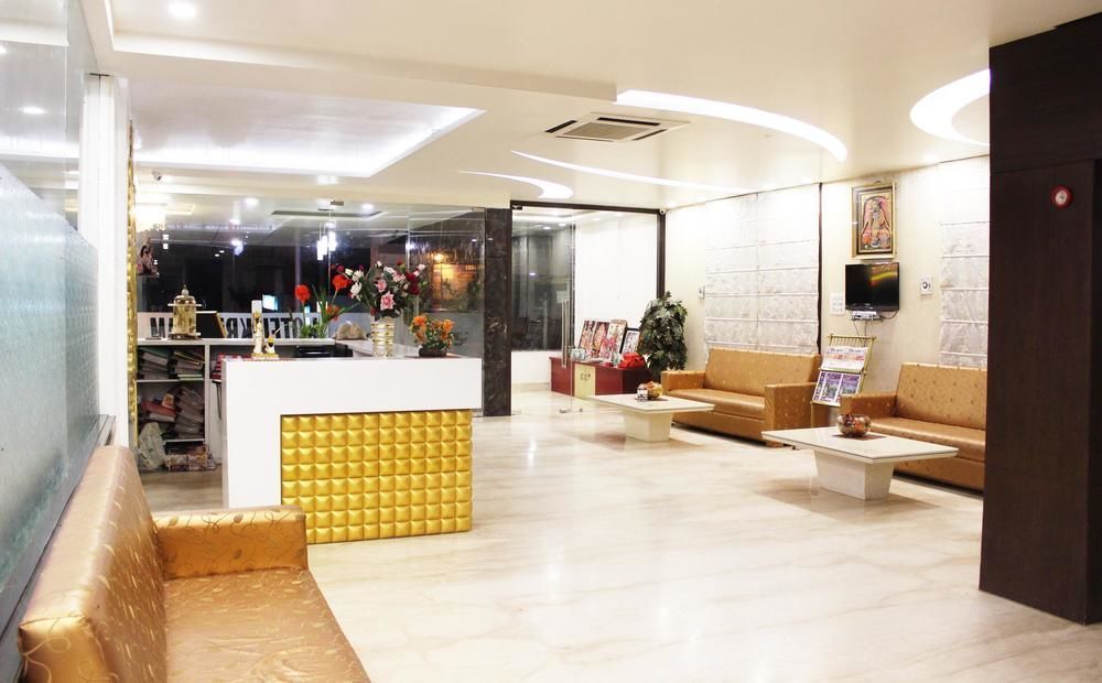 Hotel Krishna International Vrindāvan Exteriér fotografie